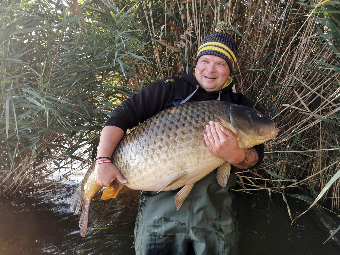 lukas-28kg-carp-mivardi-4.jpg (701 KB)